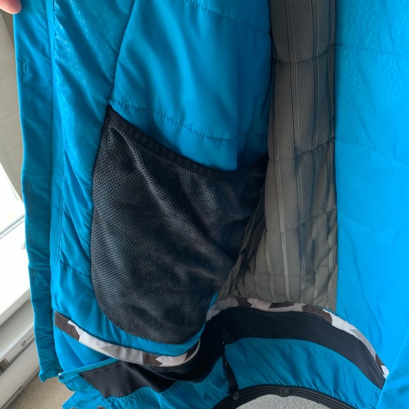 Men's Burton Hostile Jacket - Picture 7 of 12